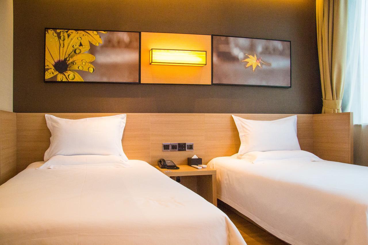 Iu Hotel Shenyang Railway Station Sk Transfer Center Ngoại thất bức ảnh